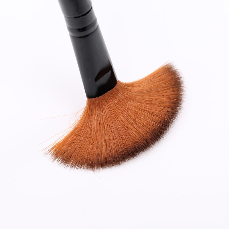Synthetic Makeup Brush – Black
